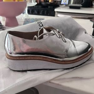 LOEFFLER RANDALL Patent Leather Tassel Accents Oxfords